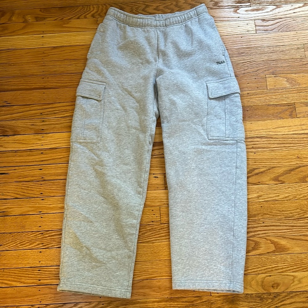 Aritzia TNA Cargo Sweatpants
